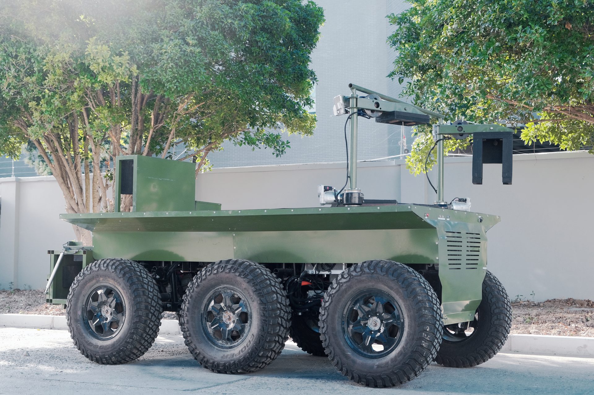 6x6 Heavy UGV 1500kg